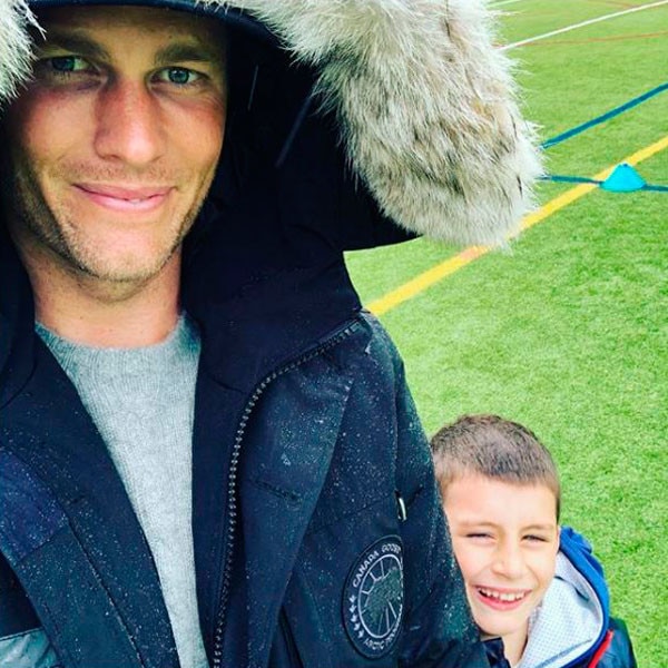 ข้อความของ Tom Brady ถึงลูกสาว Vivian พิสูจน์ความผูกพันของพวกเขาคือ "ตลอดไป"