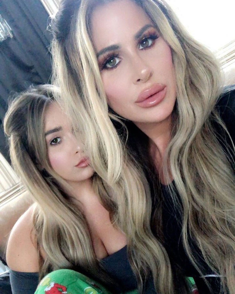Dynamic Duo From See Kim Zolciak Biermann Twin With Daughters Brielle And Ariana E News 