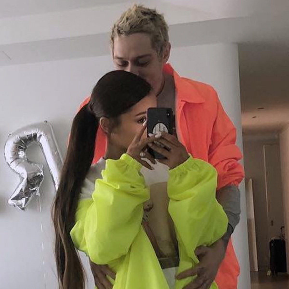 Ariana Grande Is The Happiest She S Been Thanks To Pete Davidson E Online Ariana Grande Is The Happiest She S Been Thanks To Pete Davidson E Online