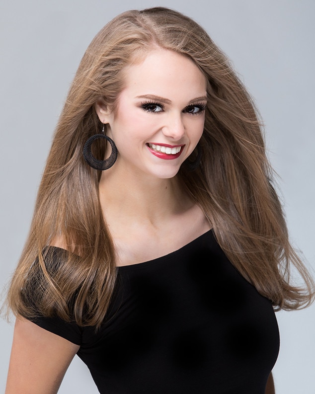 Miss New Hampshire from Meet the 2019 Miss America Contestants E! News