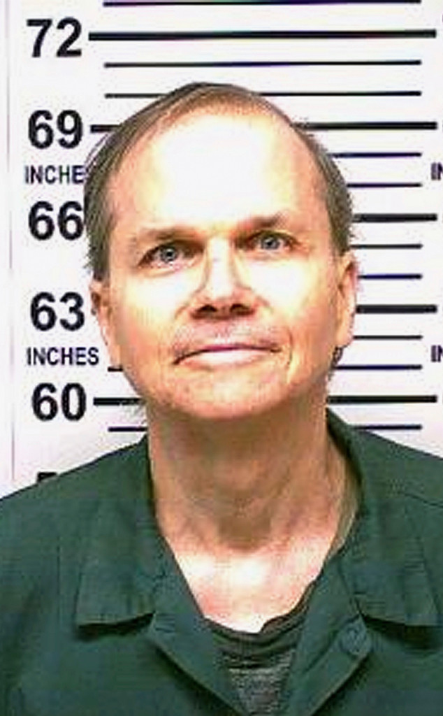 John Lennons Killer Mark David Chapman Denied Parole For The 10th Time E Online Uk