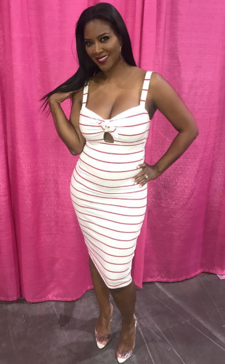 Kenya Moore, Pregnancy Style