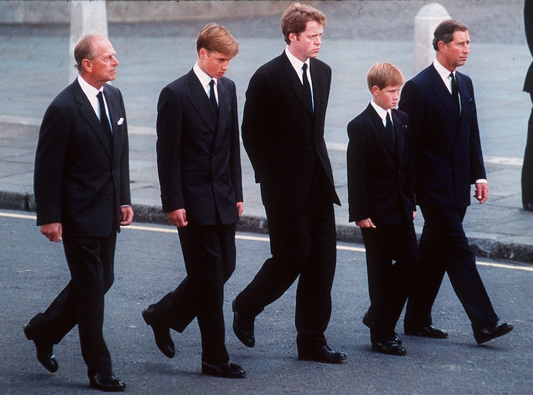 Prince Philip, Prince William, Earl Spencer, Prince Harry, Prince Charles, Diana funeral, 1997, Widget