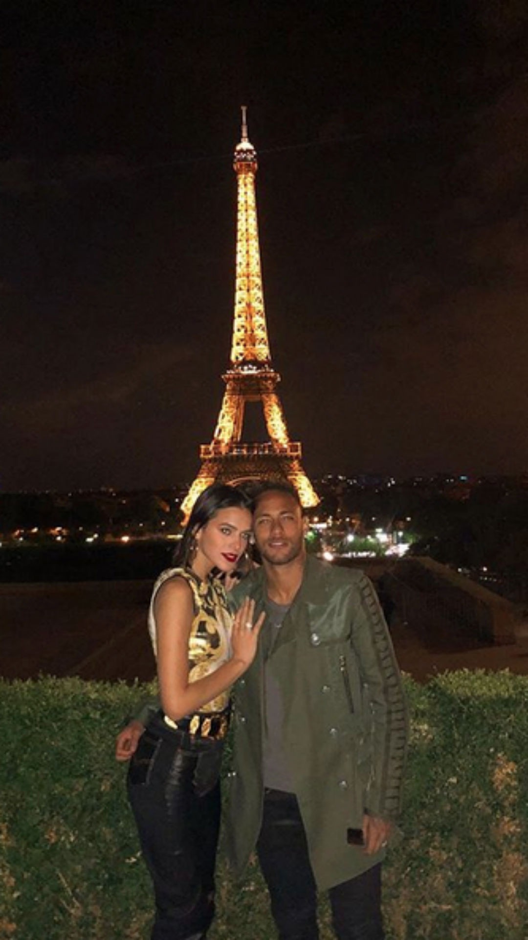 Bruna Marquezine, Neymar