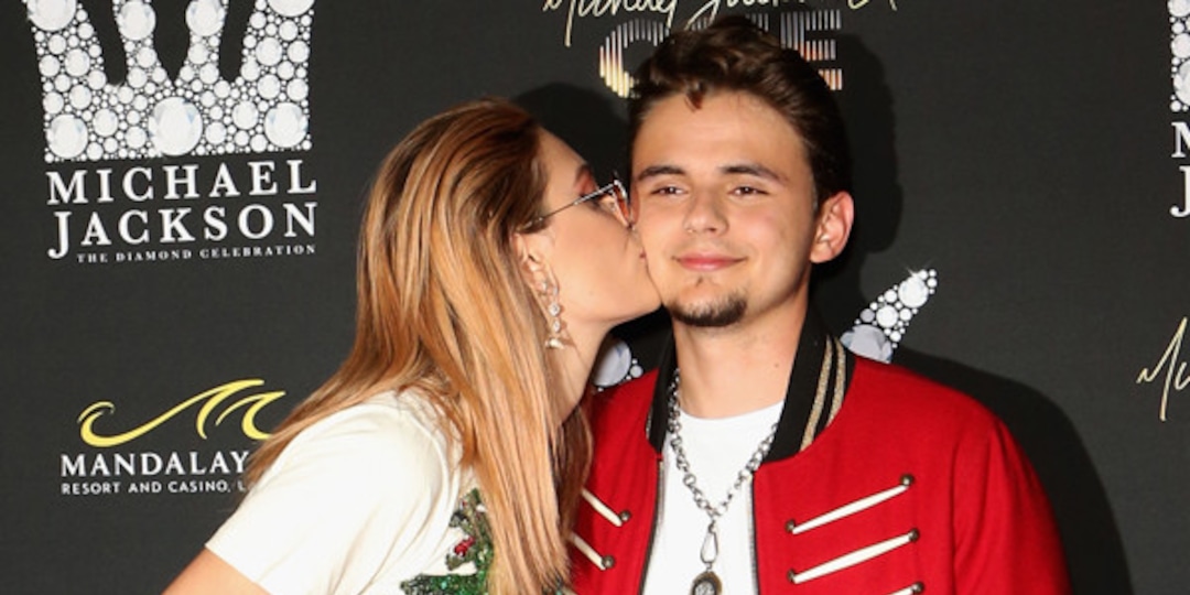 Michael Jackson S Kids Discuss His Legacy On His 60th Birthday E Online Michael Jackson S Kids Discuss His Legacy On His 60th Birthday E Online