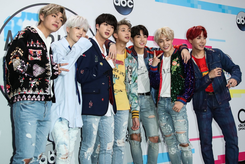 BTS rompió un nuevo record en YouTube gracias a su nuevo videoclip! - E!  Online Latino - AR