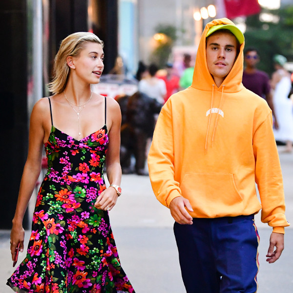 ESC: Hailey Baldwin, Justin Bieber