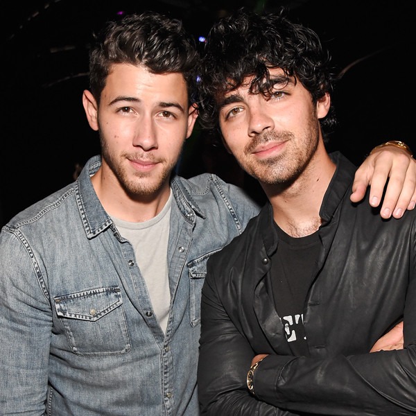 Nick Jonas, Joe Jonas 