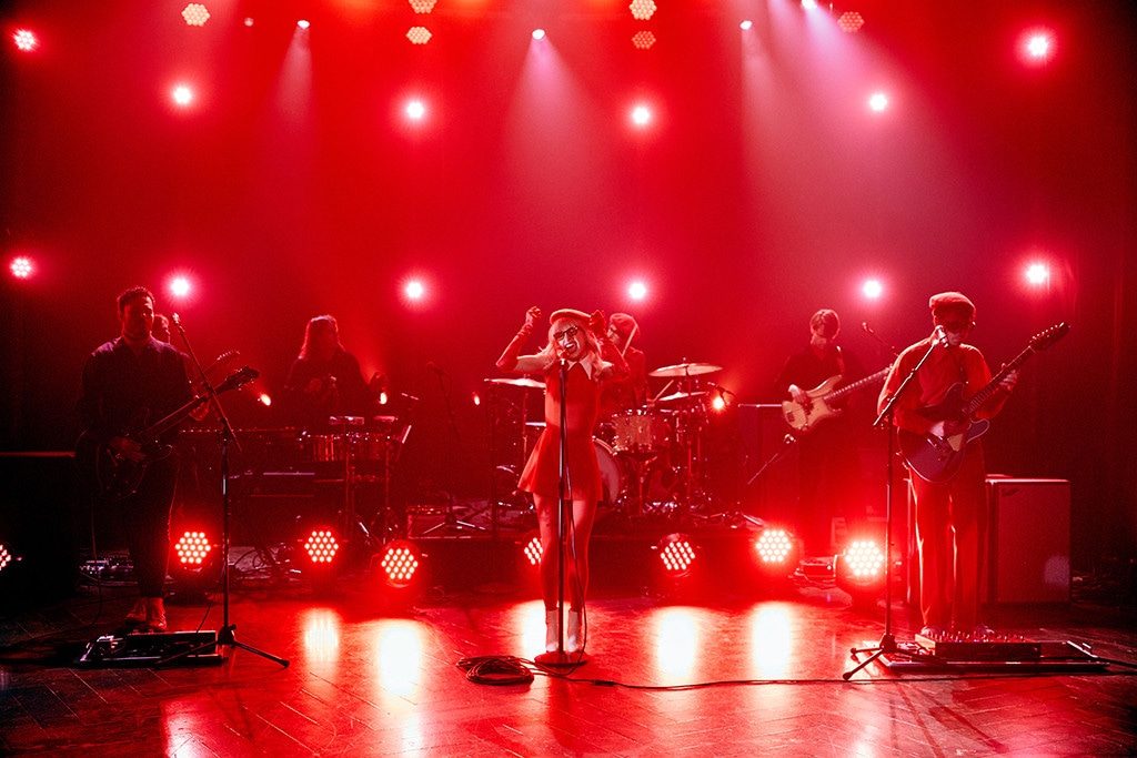 Paramore, The Late Late Show With James Corden