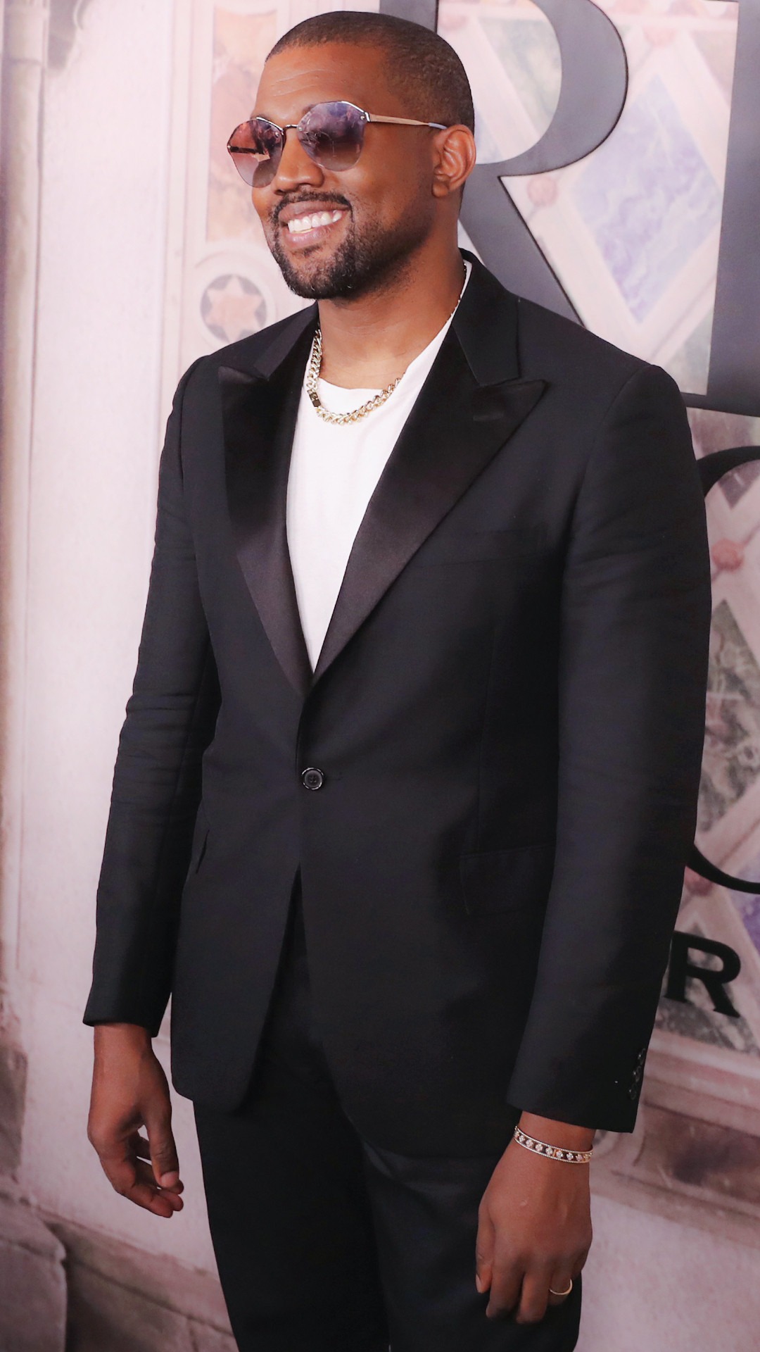 ESC: Kanye West, NYFW