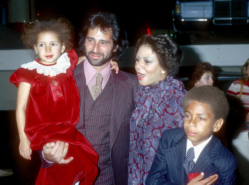 Maya Rudolph Recalls the Pain of Losing Her Mom at a Young Age