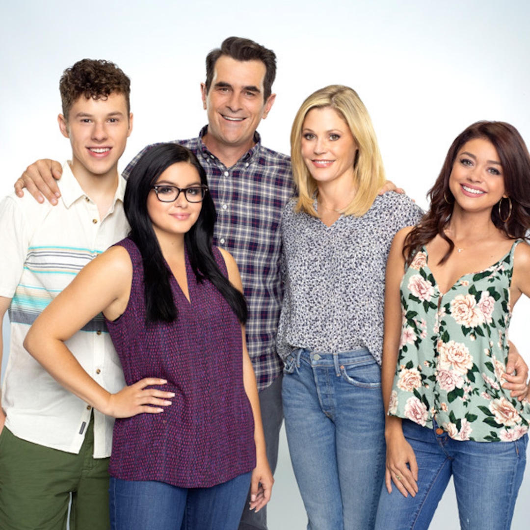 Watch Modern Family Cast Spill All On Jimmy Kimmel Live E Online Watch Modern Family Cast Spill All On Jimmy Kimmel Live E Online