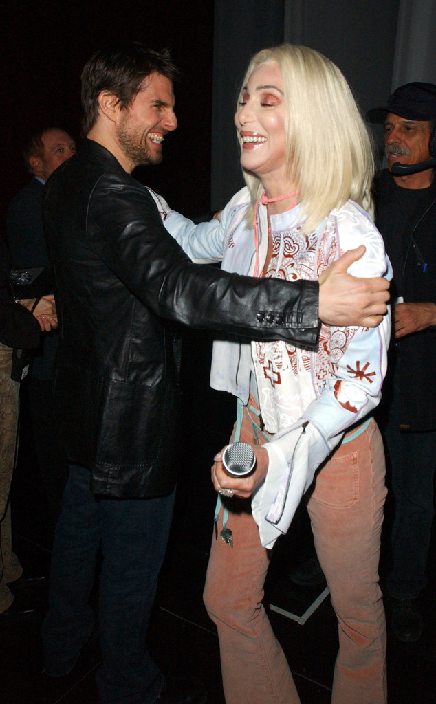 Cher Opens Up About Meeting Tom Cruise And Kissing Val Kilmer E Online