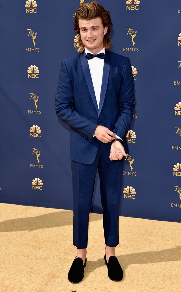 Joe Keery, 2018 Emmys, 2018 Emmy Awards, Red Carpet Fashions