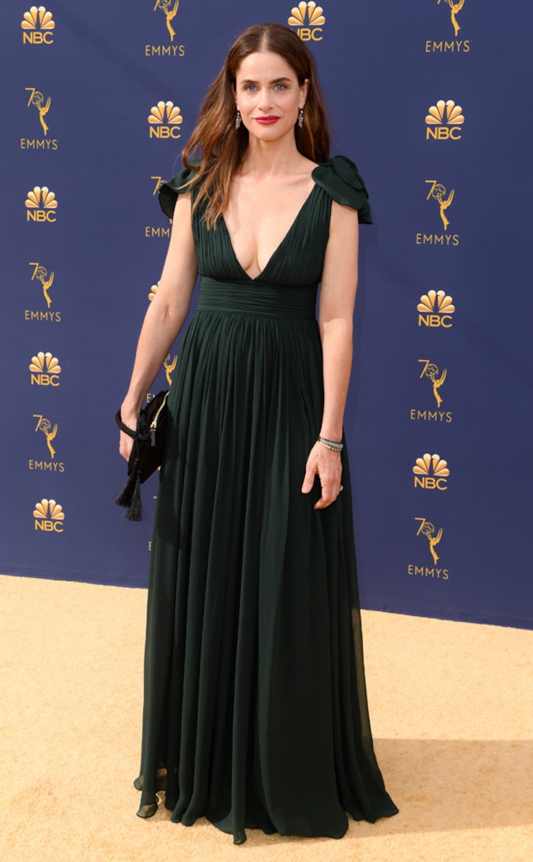Amanda Peet, 2018 Emmys, 2018 Emmy Awards, Red Carpet Fashions