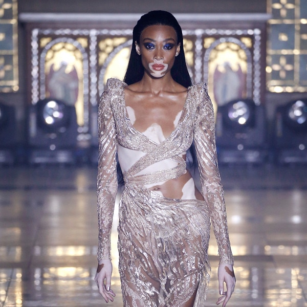 ESC: Best Looks London Fashion Week, Julien Macdonald ESC: Best Looks London Fashion Week, Julien Macdonald