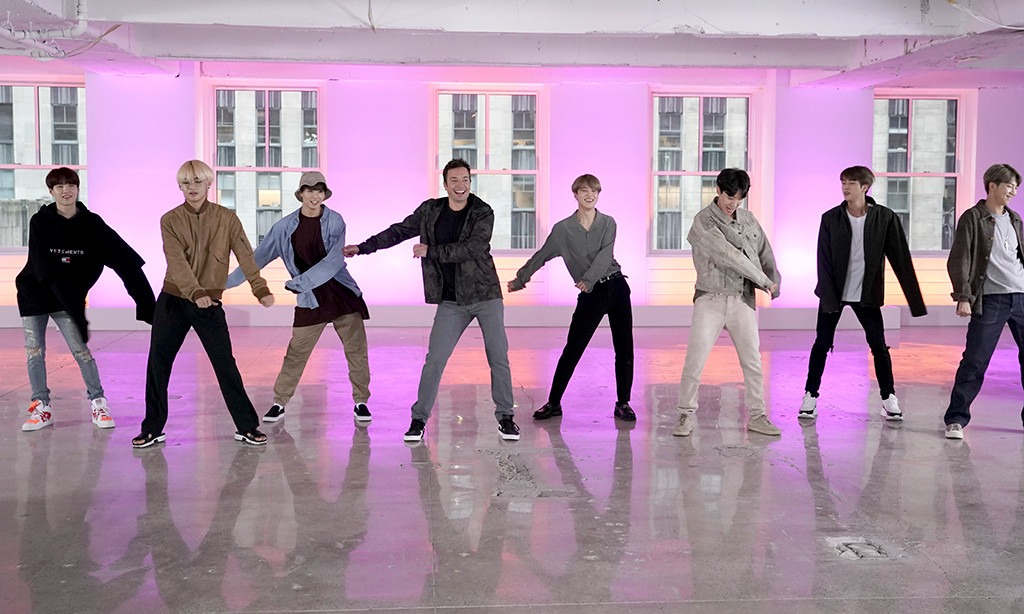 Watch Bts And Jimmy Fallon Do Their Best Rendition Of The Fortnite - jimmy fallon bts