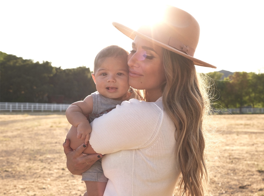 Jessie James Decker, Forrest Decker