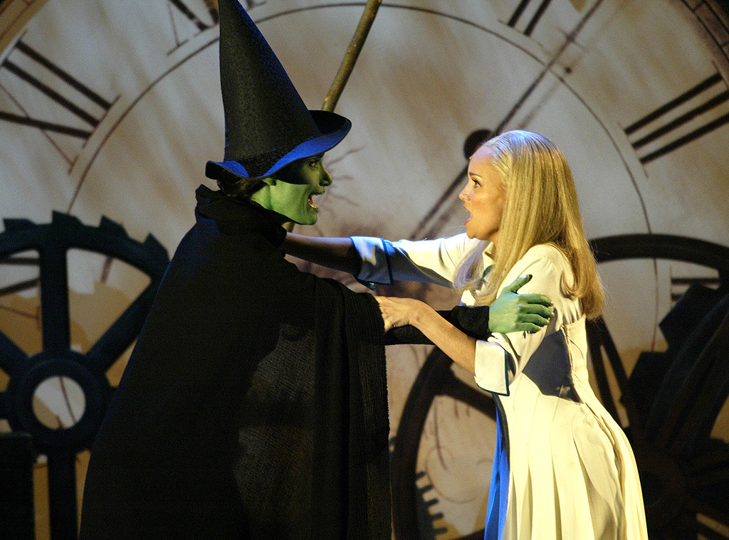 Wicked's Idina Menzel and Kristin Chenoweth to Reunite on