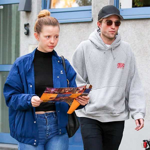 Robert Pattinson, Mia Goth