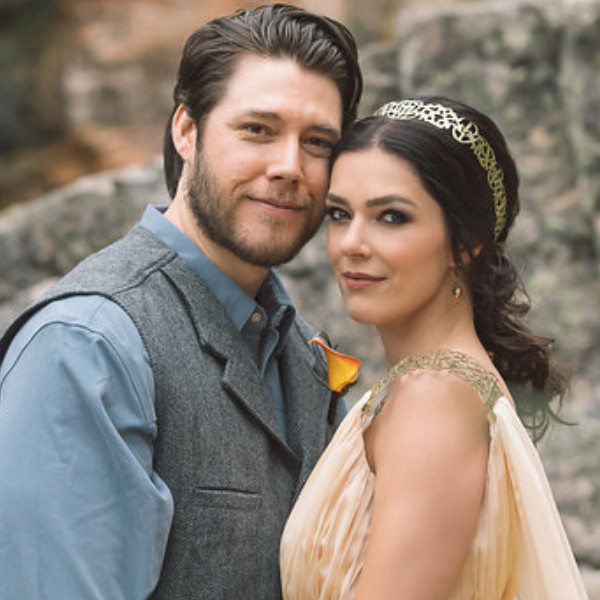 Adrianne Curry Elopes in Game of - E! Online
