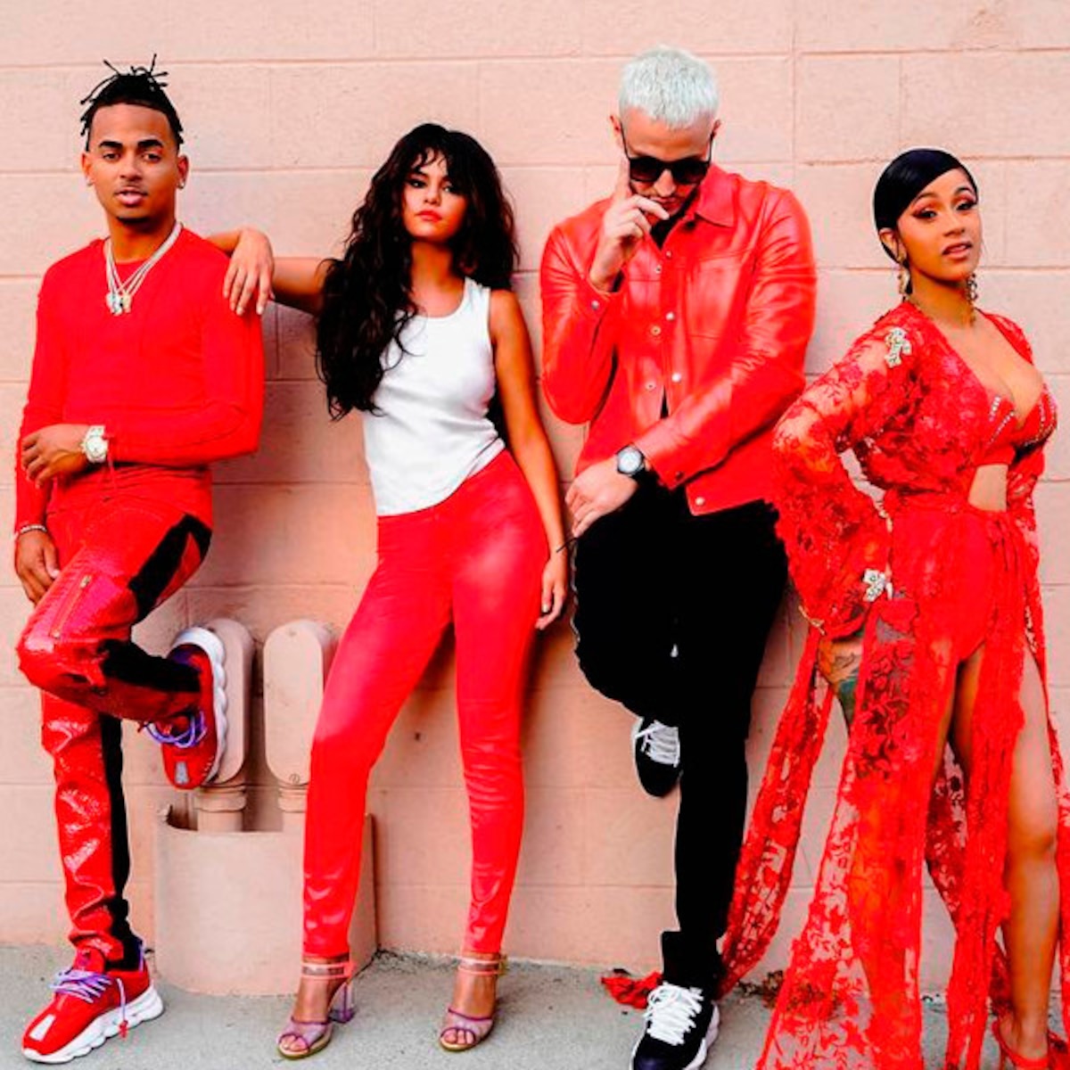 Listen To Cardi B And Selena Gomez S New Song Taki Taki E Online Listen To Cardi B And Selena Gomez S New Song Taki Taki E Online
