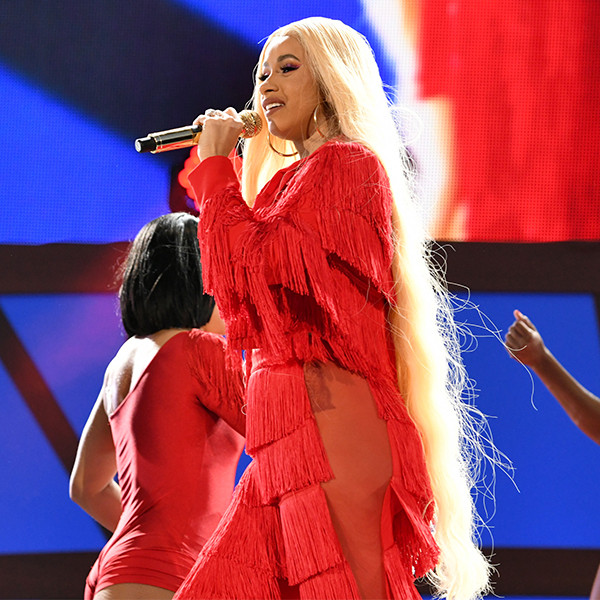 Cardi B Gives First Performance Since Giving Birth E! Online UK