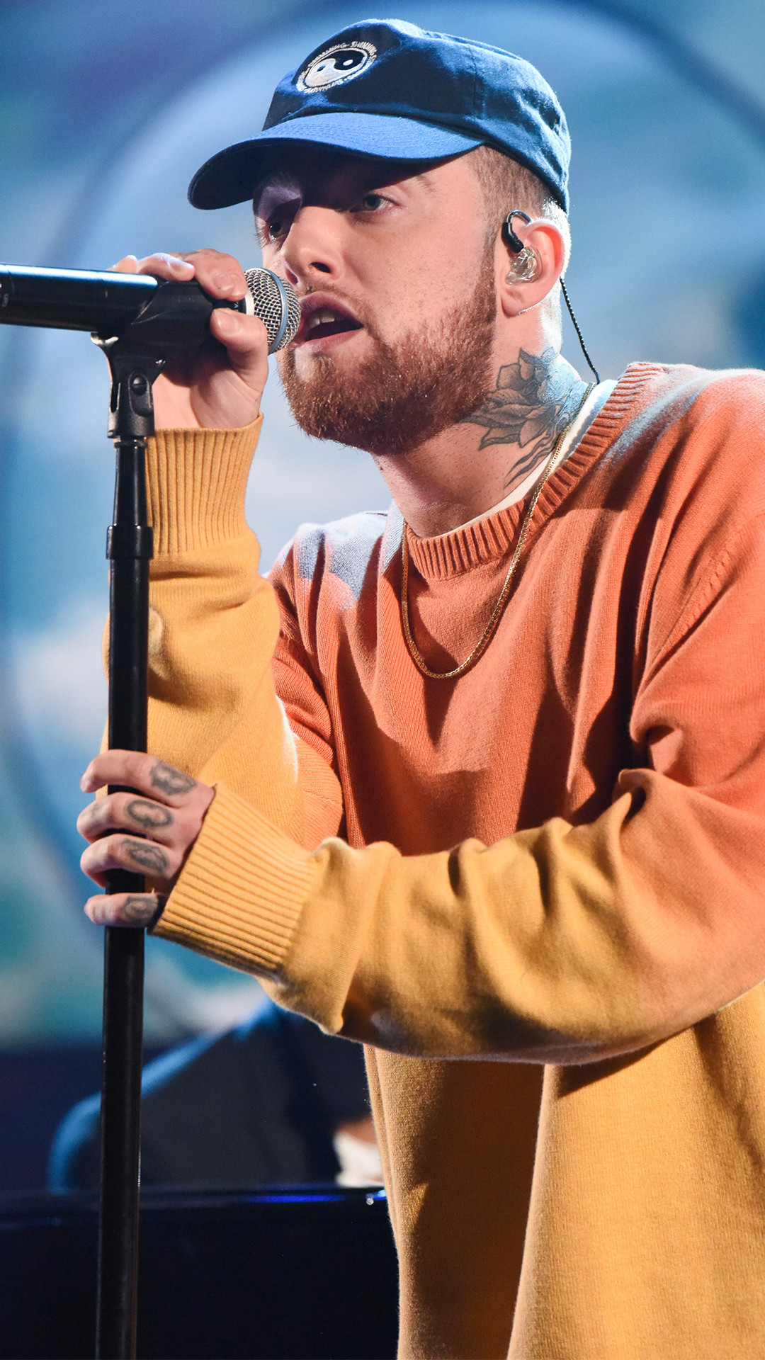Mac Miller Dead at 26: Remembering the Rapper's Life in Pictures - E!  Online - CA