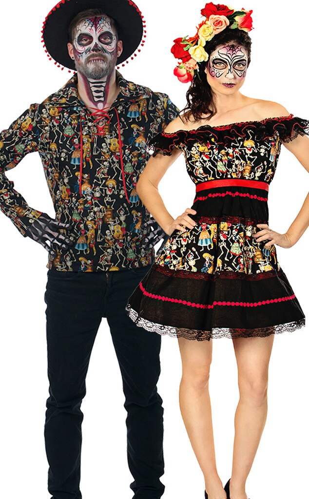 Fiesta Of The Dead Couple From 31 Genius Couples Halloween Costume