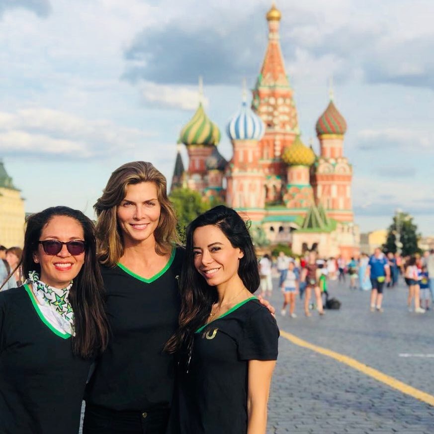 Monserrat Oliver, Yolanda Andrade