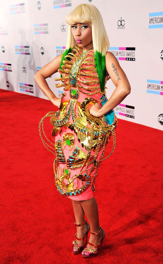Minaj and More Who Crazy Outfits at the AMAs - E! Online