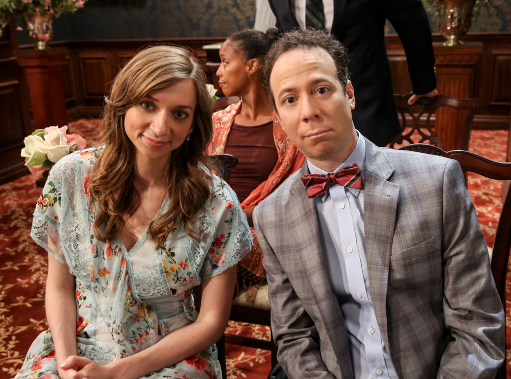 Lauren Lapkus From The Big Bang Theory S Geekiest And Greatest Guest Stars E News