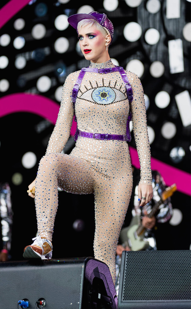 Photos From Katy Perrys Concert Costumes E Online