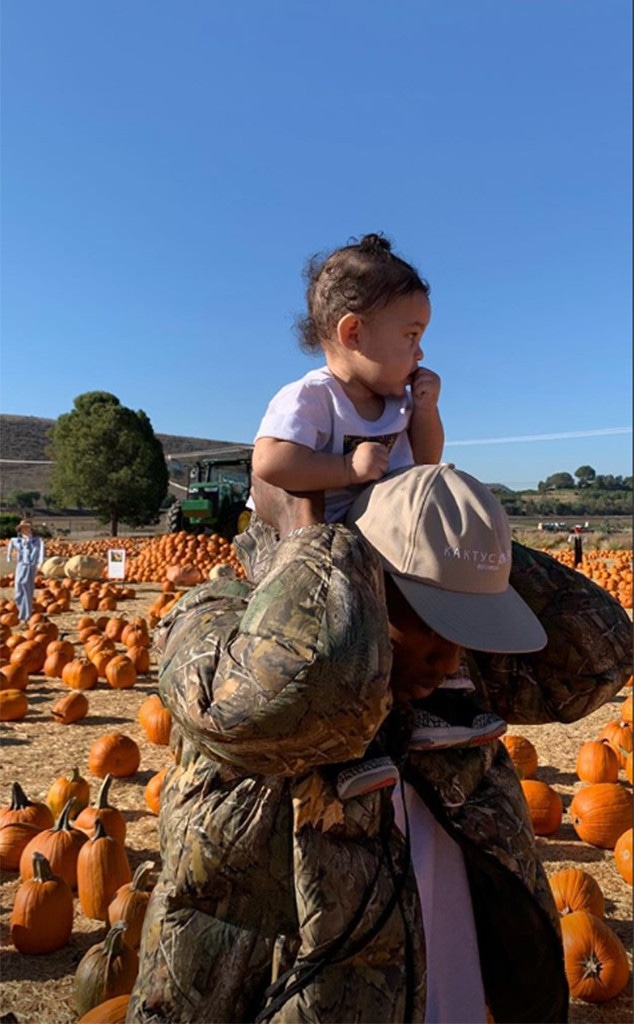 Kylie Jenner, Travis Scott, Baby, Stormi Webster, Pumpkin Patch, Underwood Family Farms