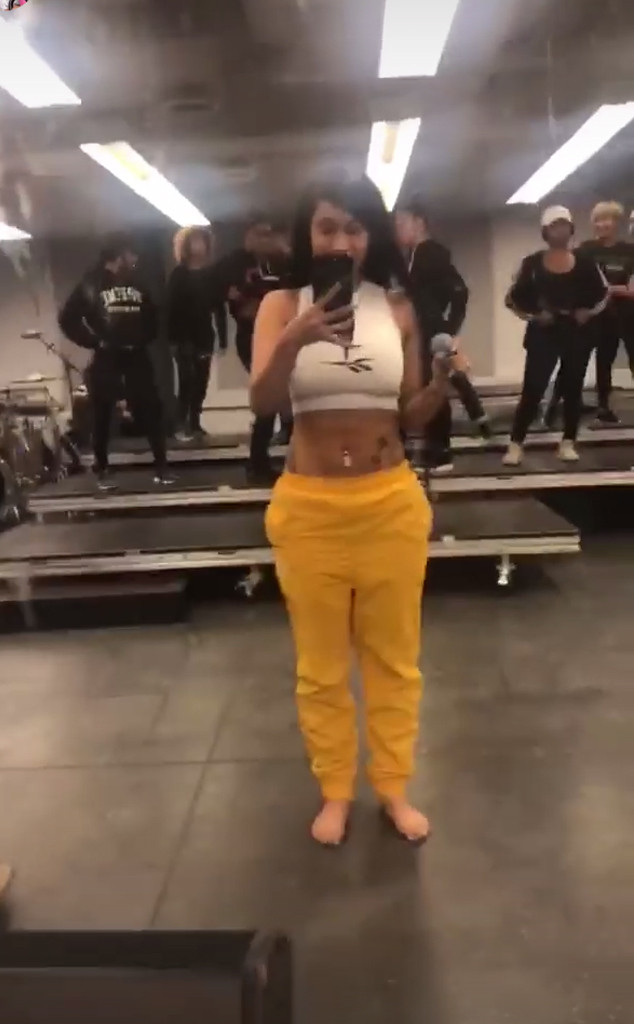 Cardi B Insists She "Never Did Lipo" While Flaunting Her Abs
