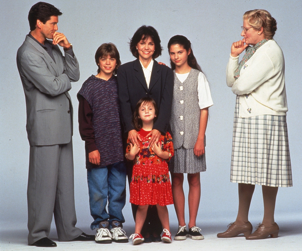 Mrs. Doubtfire, Pierce Brosnan, Sally Field, Robin Williams