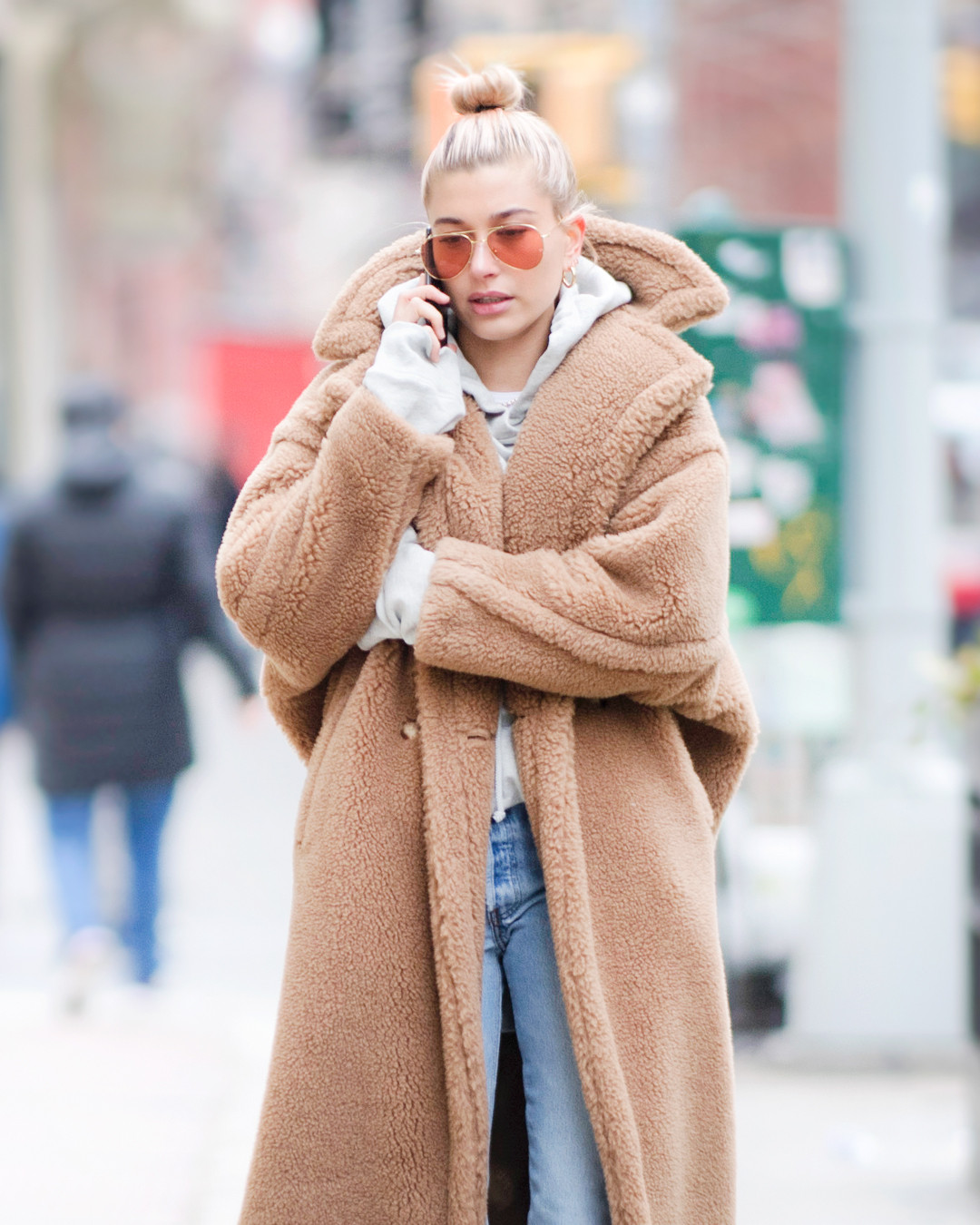 Hailey Baldwin's Chic and Edgy Street Style Look