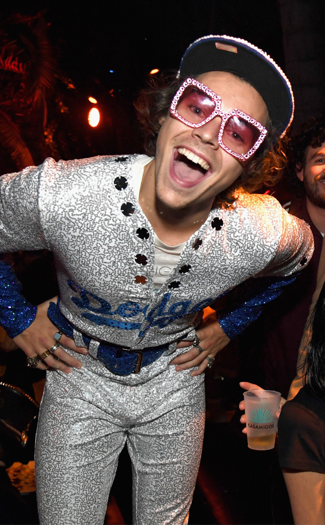 Harry Styles Lookbook on X: At the Casamigos Halloween party, Harry was  pictured wearing #Nike Internationalist PGS shoes in grey suede as part of  his Elton John costume.  📸 @GettyImages for