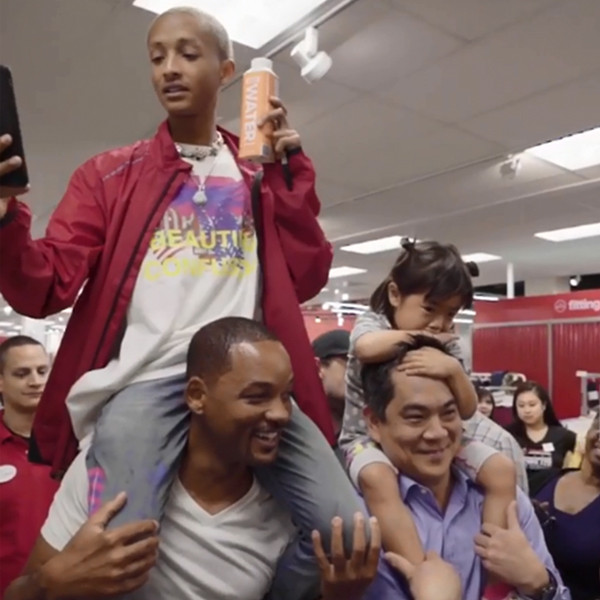 Will Smith Starts the PiggyBackChallenge With Help From Jaden Smith