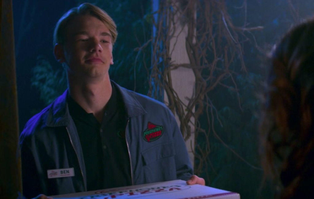 Viste Al Personaje De Riverdale Que Aparece En Chilling Adventures Of Sabrina E Online Latino Mx