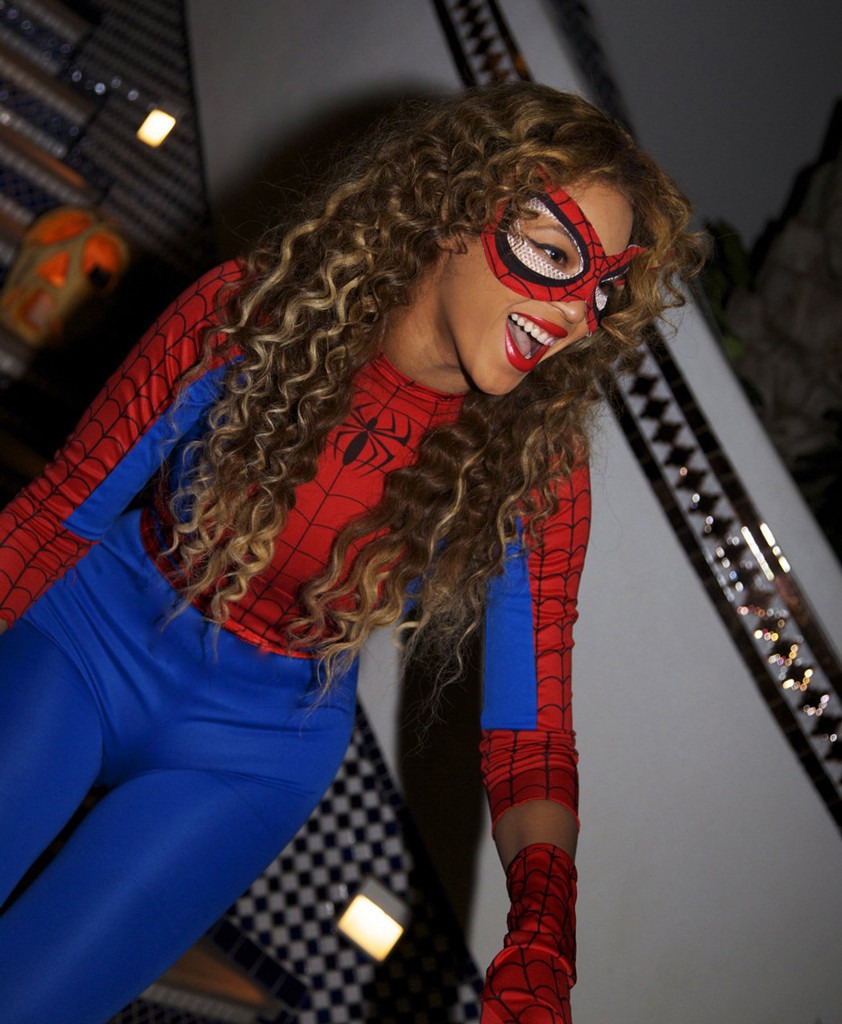 Beyonce, Halloween