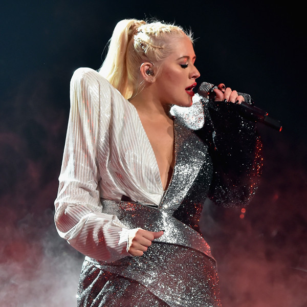 Christina Aguilera officially confirms Las Vegas shows at The Venetian's  Voltaire club – KS95 94.5