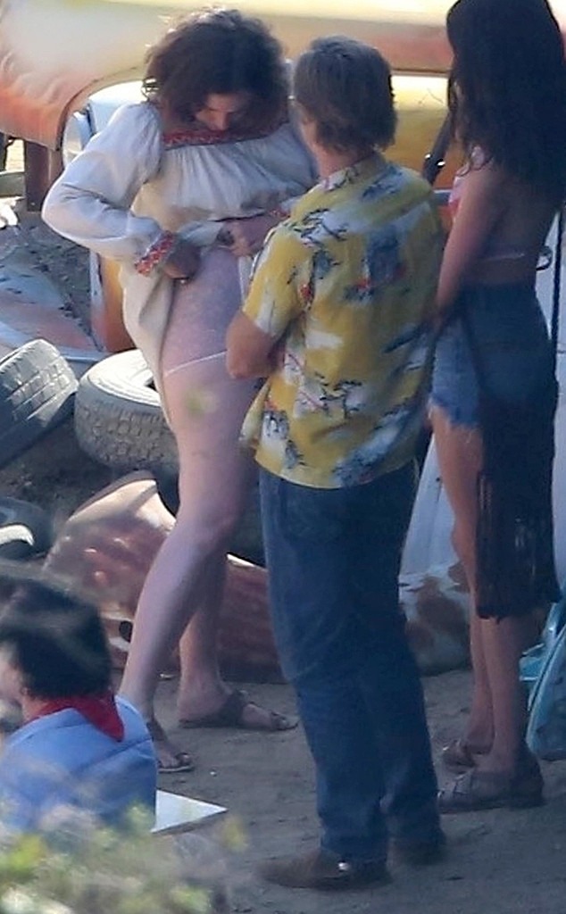 rs_634x1024-181005052317-634-Lena-Dunham-Brad-Bit-Filming-Sighting-LA-LT-100518.jpg