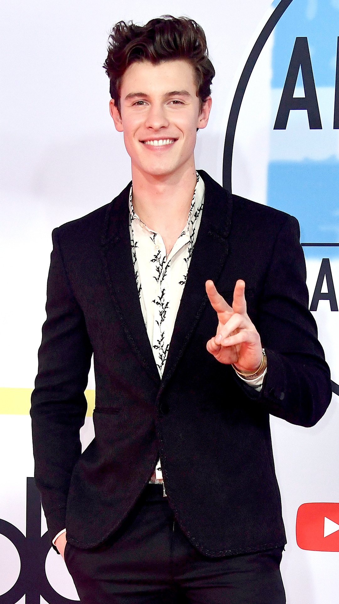 Shawn Mendes, 2018 American Music Awards, 2018 AMA's