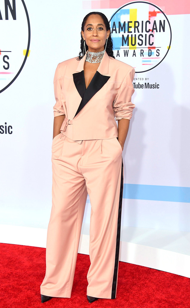 See All the American Music Awards 2018 Red Fashion Looks - E!