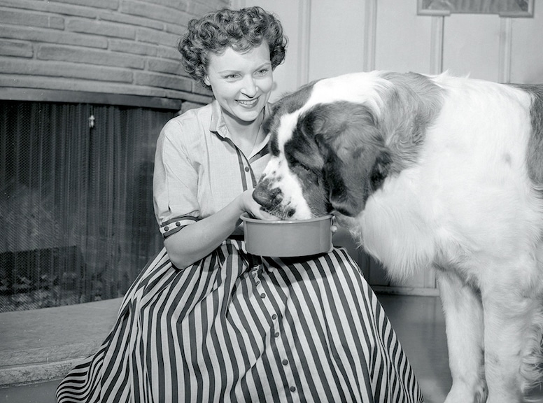 Betty White, Life with Elizabeth