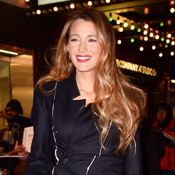 Blake Lively Deletes All Her Instagram Posts Except For One