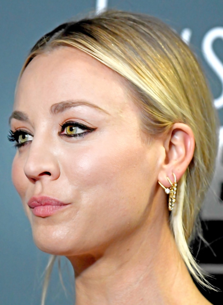 Kaley Cuoco's Lips from Critics' Choice Awards 2019 Best Beauty | E! News