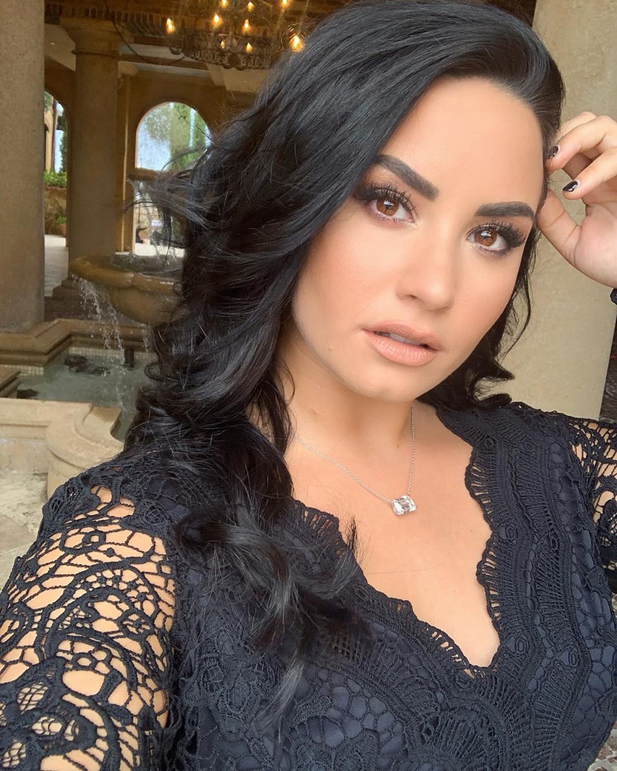 Demi Lovato, Instagram