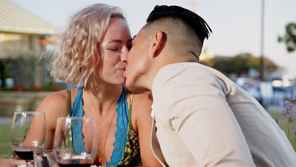 Photos From Dating Nofilter Couples Scorecard Page 2 E Online Uk